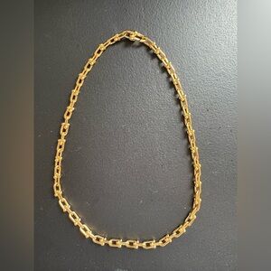Elegant Gold Chain Necklace